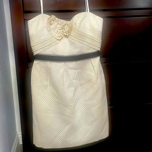 BCBG MAXAZRIA Size 8 Clarabel